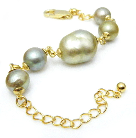 Green South Sea Pearl Bracelet
